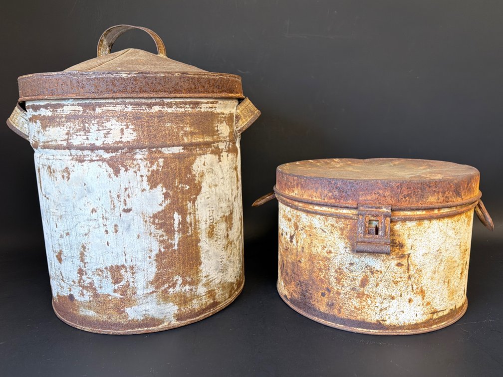 Rusty bins (2)
