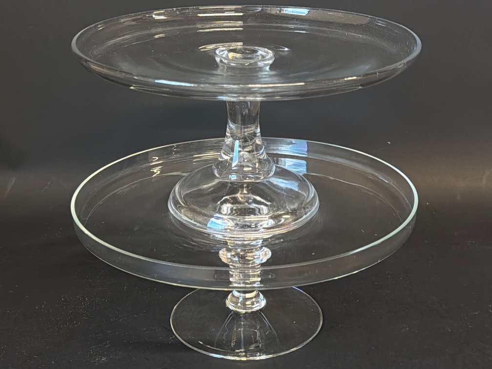 Cake stands (2)