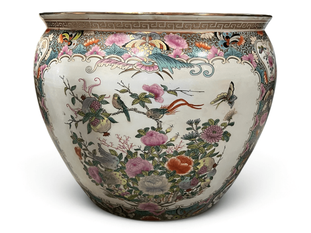 Large polychrome Chinese Famille Rose style jardinière