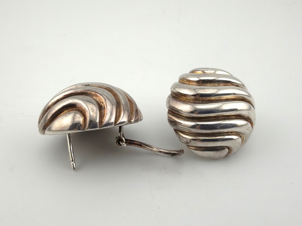 Italian sterling signed ribbed button earrings