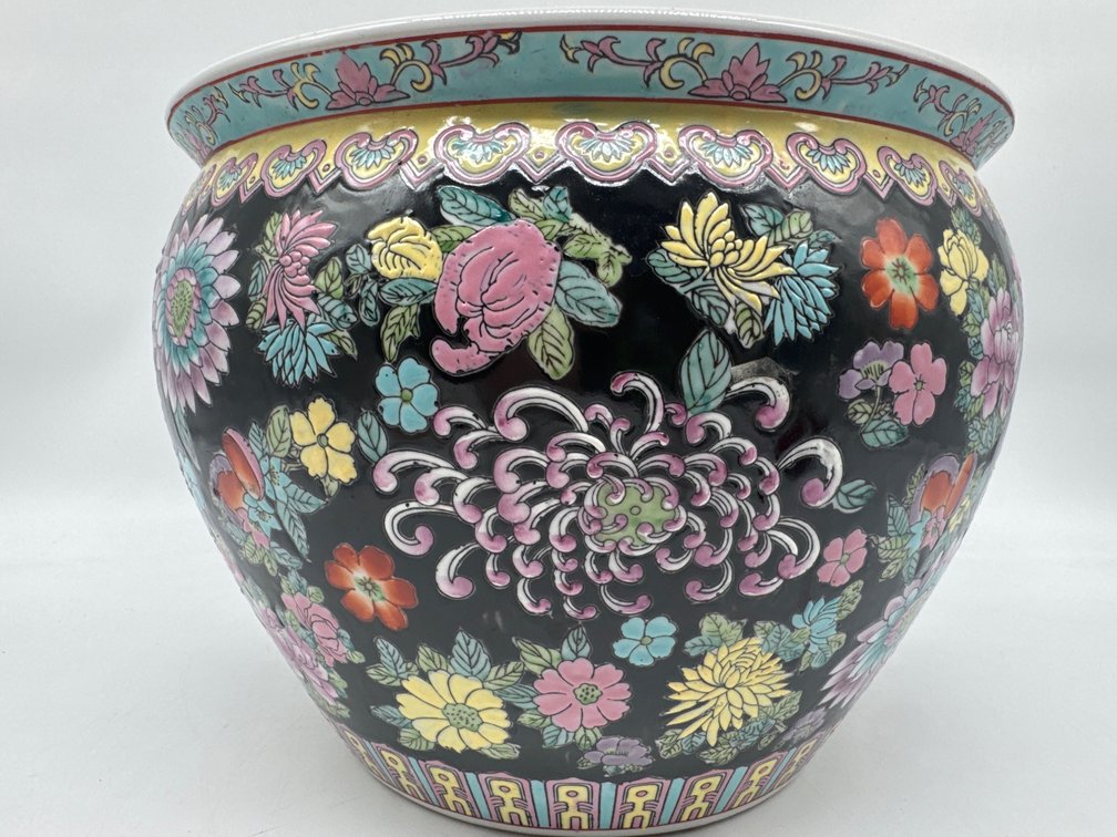 Polychrome decorated ceramic jardinière