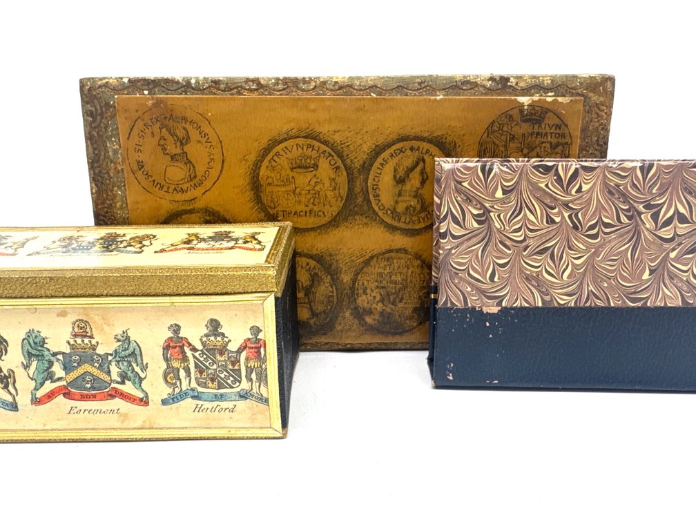 Italian Florentine decorative items (3)