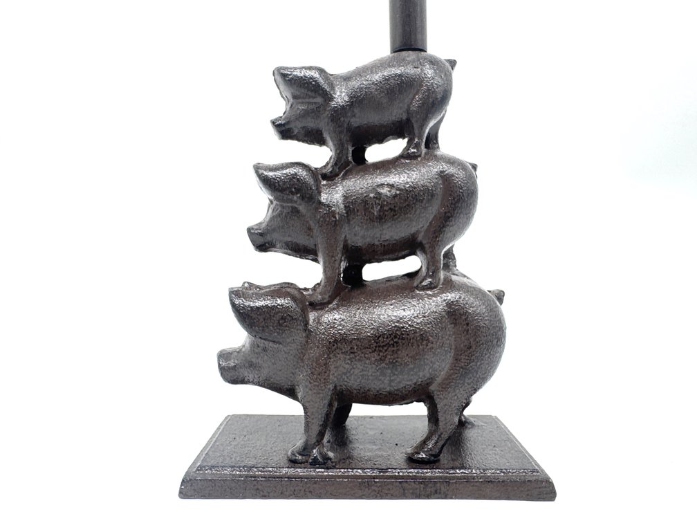 Iron 3 pig door stop