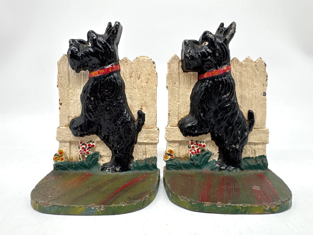 Pair of painted cast iron Scottie bookends