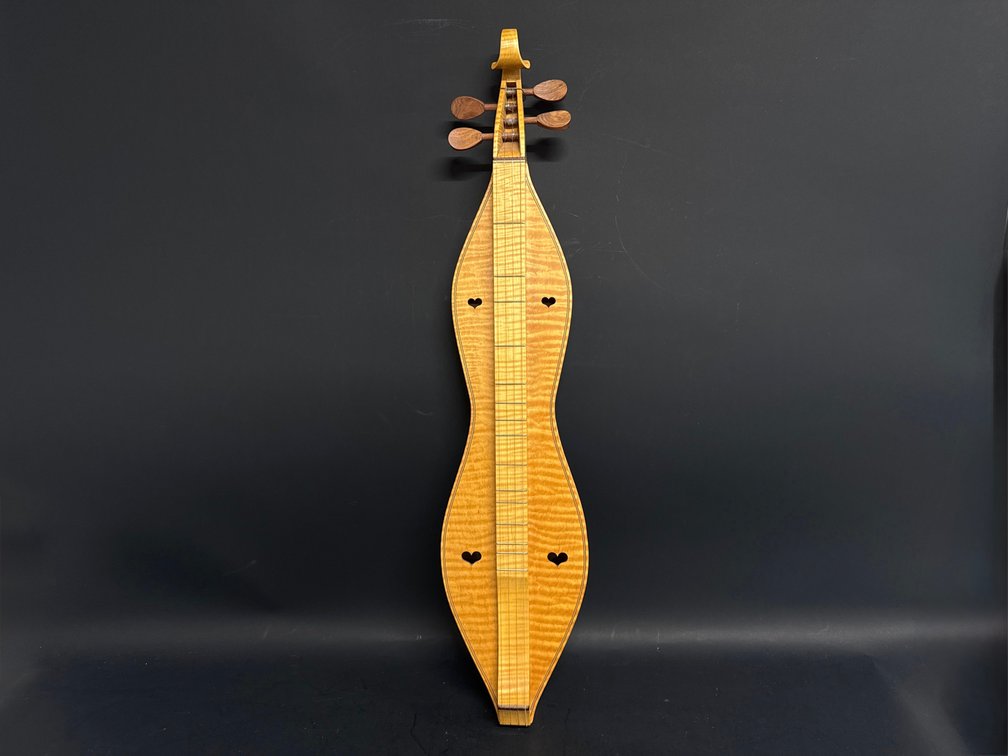Mountain dulcimer in tiger maple