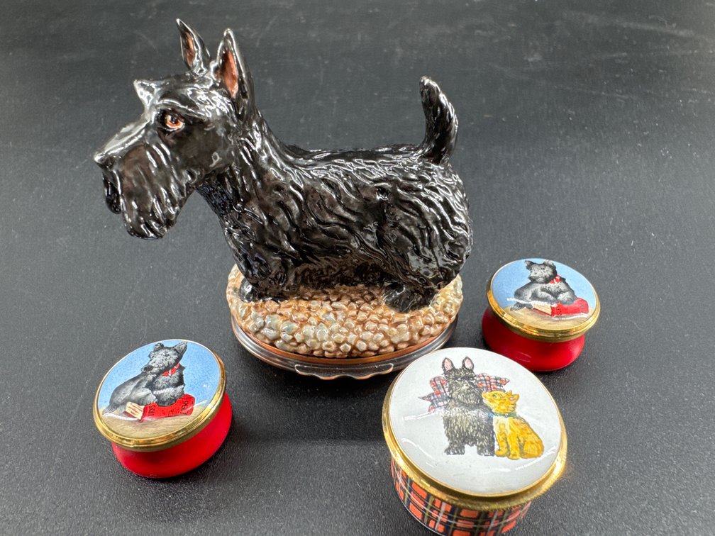Halcyon enamel Scottie Terrier boxes