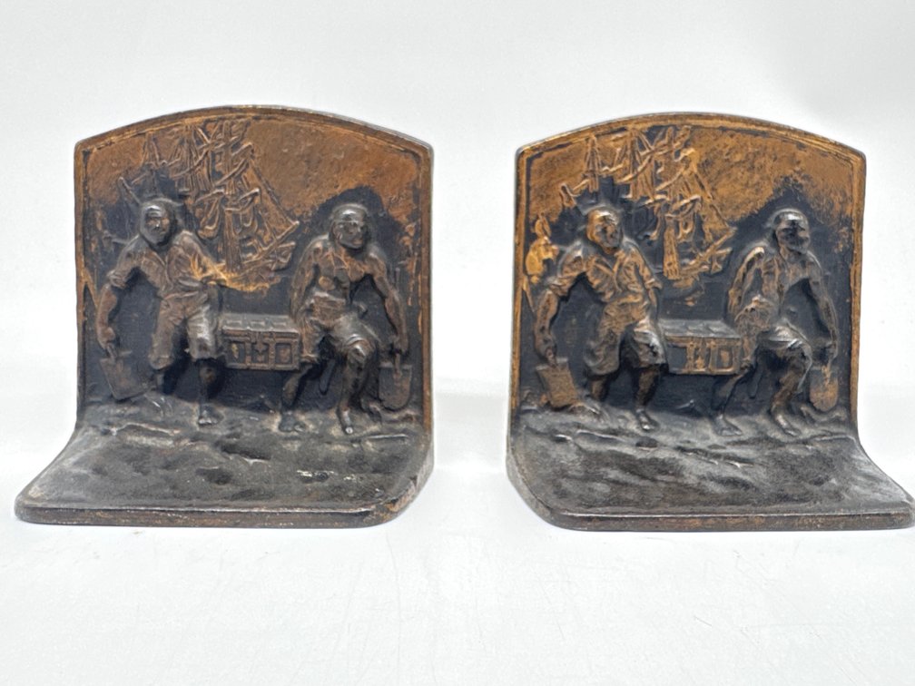 Pair of Hubley cast iron bookends