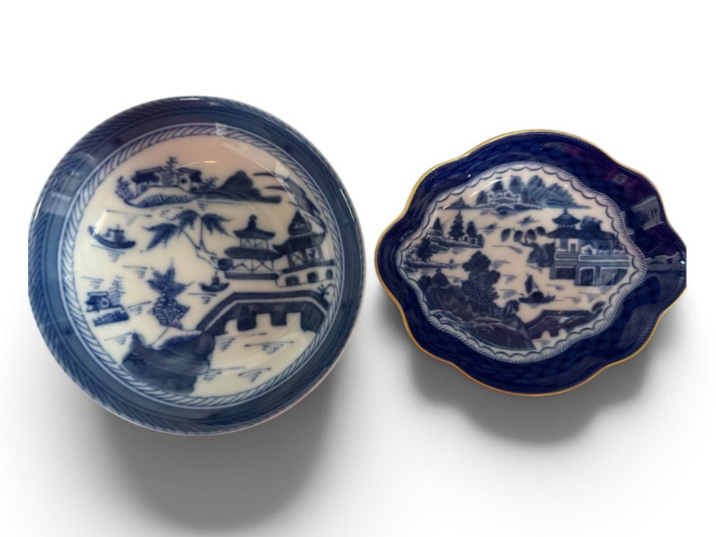 Mottahedeh blue and white Canton bowls for the Historic Charleston Foundation