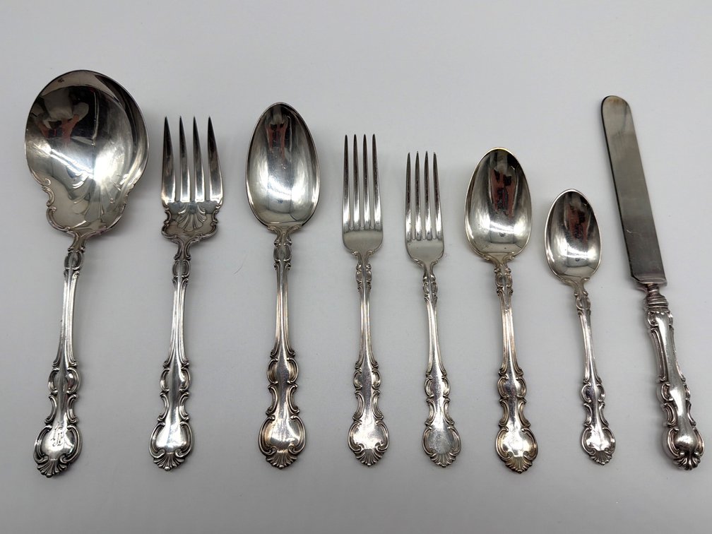 Wallace silver plate "Troy" flatware with chest, service for 12