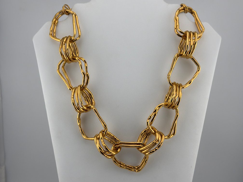 Oscar de la Renta link collar necklace