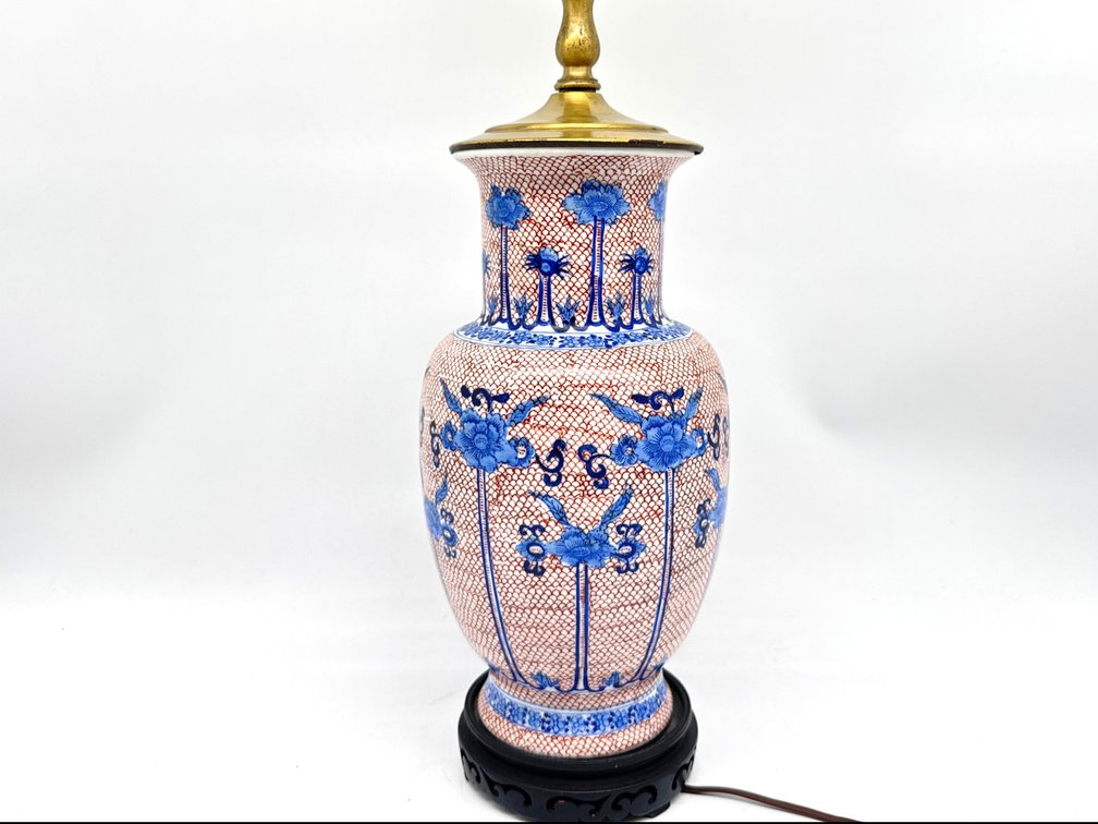 Chinese baluster vase lamp