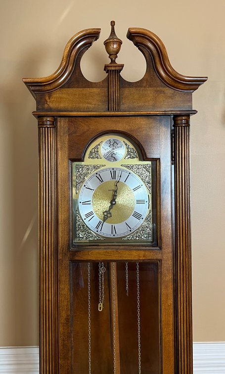 Howard Miller grandfather clock DR