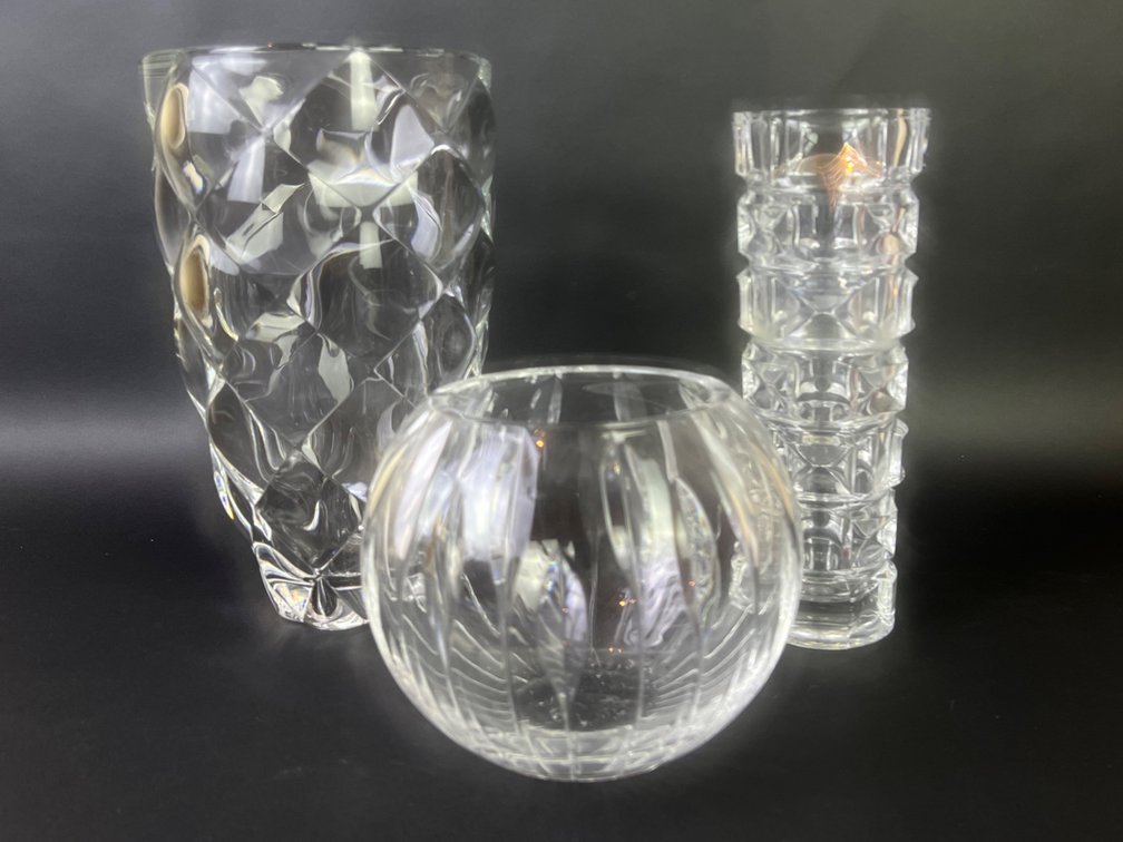 Three heavy crystal/glass vases K