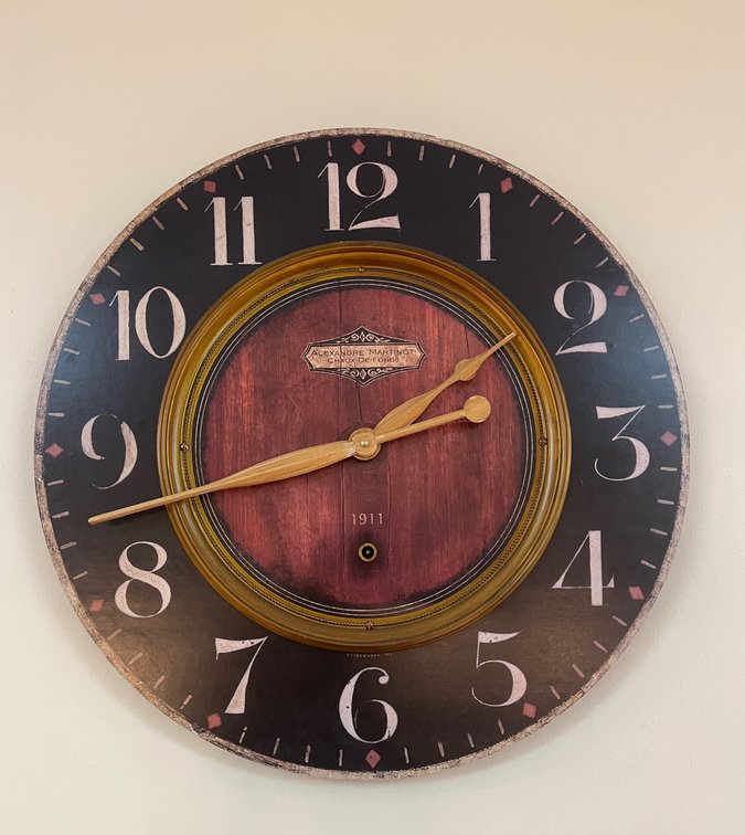 Decorator Uttermost battery operated clock FR