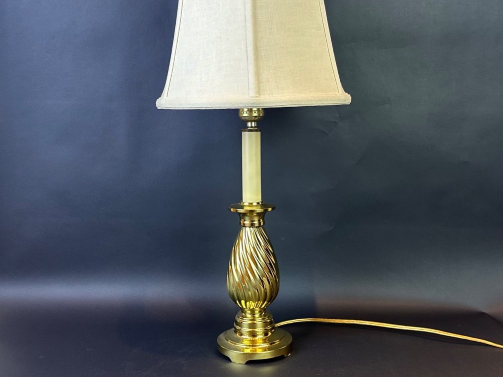 Brass table lamp DEN