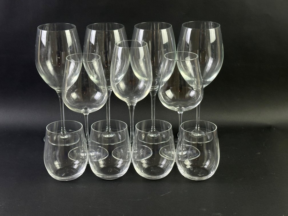 Fine wine glass lot K