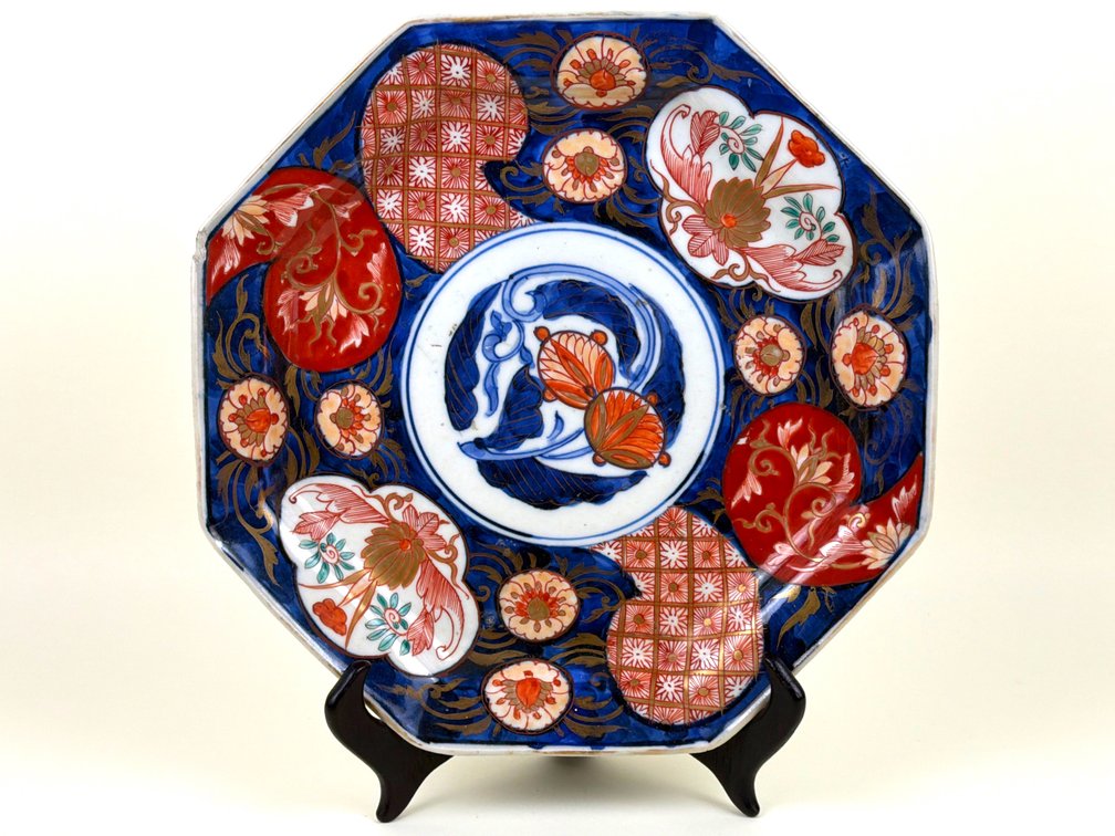 Octagonal Imari plate; HALL