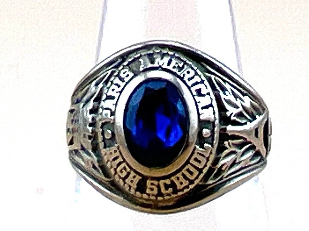 10kt with sapphire Paris American High School ring; BX