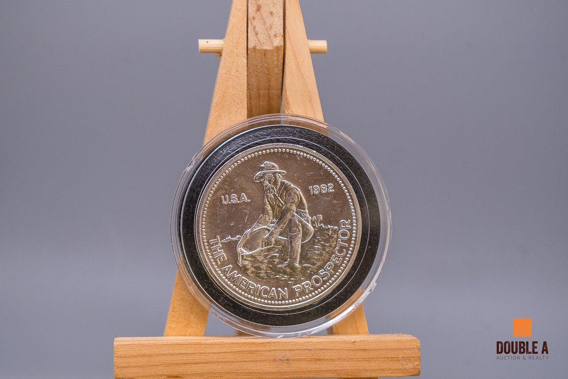 1982 Engelhard American Prospector “Big E” 1 Oz .999+ Fine Silver Round