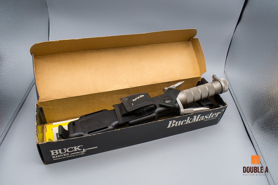 Vintage Buck Model 184 BuckMaster Survival Knife Set w/ Box, Sheath, Pins & Compass