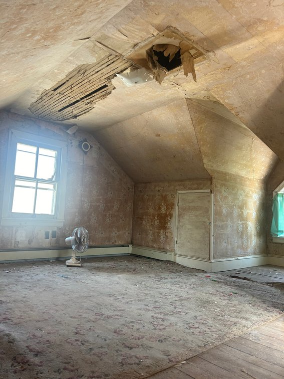 Image for Seller Ordered Online Auction - 1,278 +/- SF Two-Story Dwelling on 32' x 180' Lot