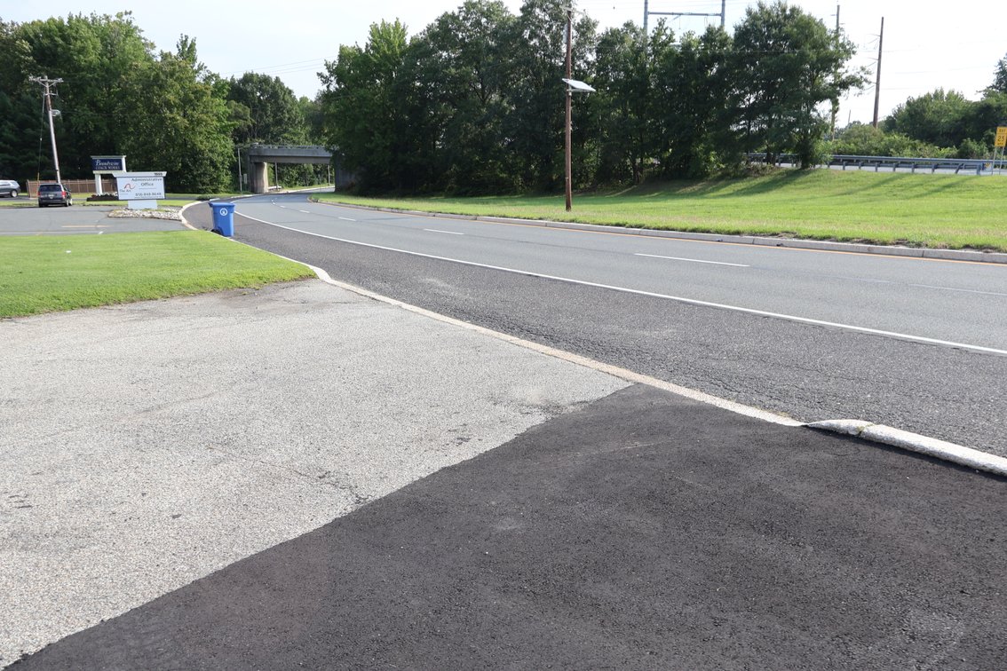 Image for Well Maintained 2,000 +/- SF Stand Alone Building with Great Exposure in West Deptford