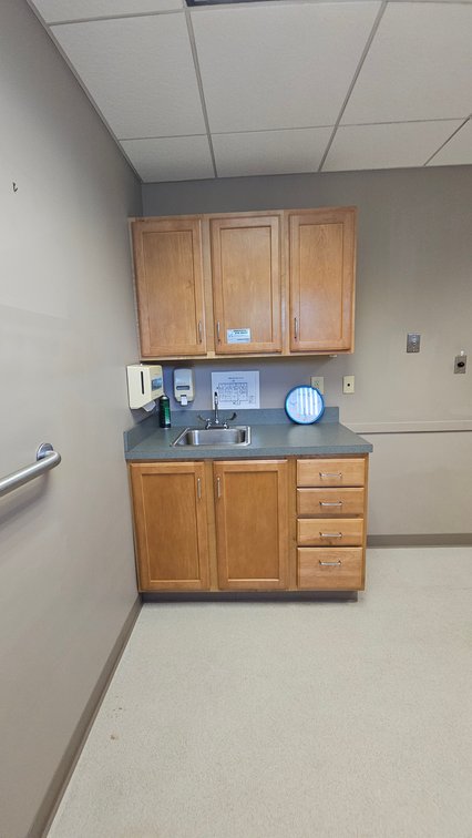 Image for Professional Office/Medical Space for Lease on W. Landis Avenue