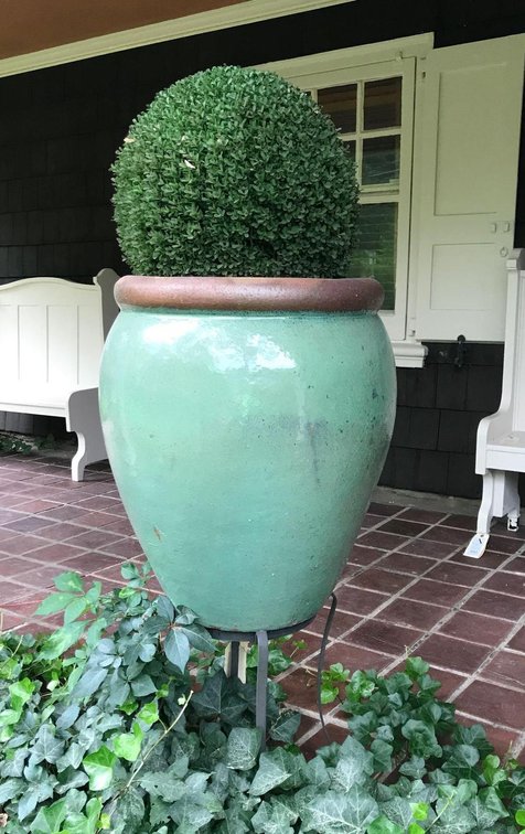 Image for Alderfer Online - Hellyer Estate/Part 2 - Furniture & Decorative Accessories, Outdoor Furniture, Statuary, Urns, Pedestals & Planters, Books, Artwork, Lighting, Collectibles, Men's Designer Clothing, Electronics & More - Wyndmoor, PA: Closing 10-1-18