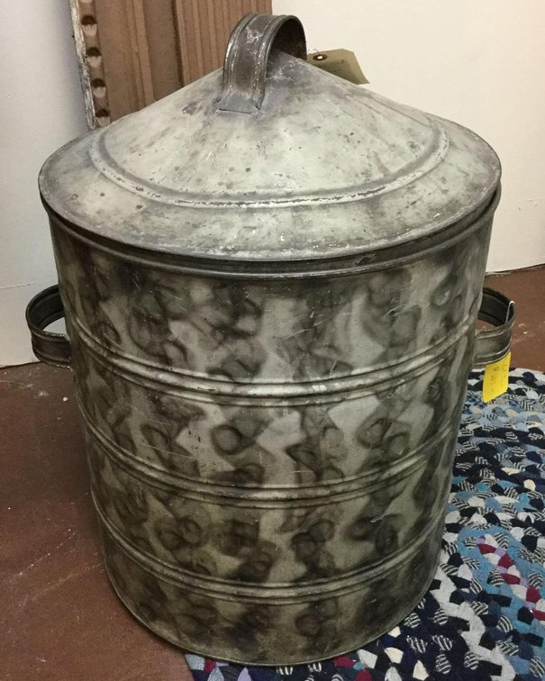 Image for Alderfer Online - Resellers Gallery Liquidation (Part 4 of 9) - Features Primitive Feed Bins, Crockery, Painted Furniture, Pedestals, Brass Candle Stands, Artwork, Clocks, Pewter, Hooked Rugs & More - Frazer, PA: Closing 12-4-18