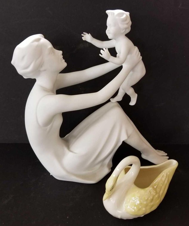 Image for Alderfer Online - Resellers Gallery Liquidation (Part 7 of 10) - Features Furniture, National Case Register, Lighting, Quilts, Handbags, Steins, Brass, Cast Iron, Rugs, Artwork & Mirrors, China & Glassware, Holiday Decor & More -Frazer, PA: Closing 1-8-19
