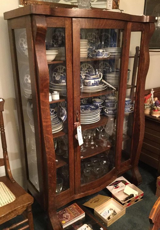 Image for Alderfer Online - Sellersville, PA: Closing 2-5-19 | Auction Features Furnishings, Artwork, Clocks, Primitives, Linens, Books, Pocket Knives, Jewelry, Electronics, Holiday Items, Hunting & Fishing Equipment, Garden Tools & Accessories & Much More