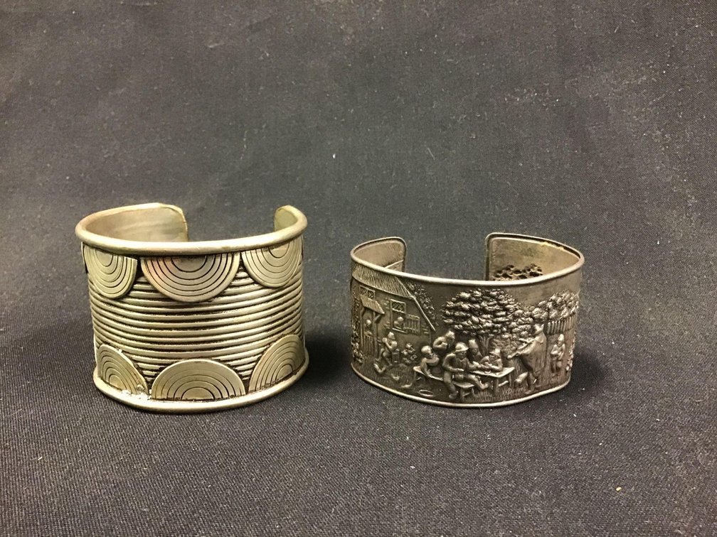 Image for Decorative Furnishings & Accessories | July 2, 2020 at 8:00 PM