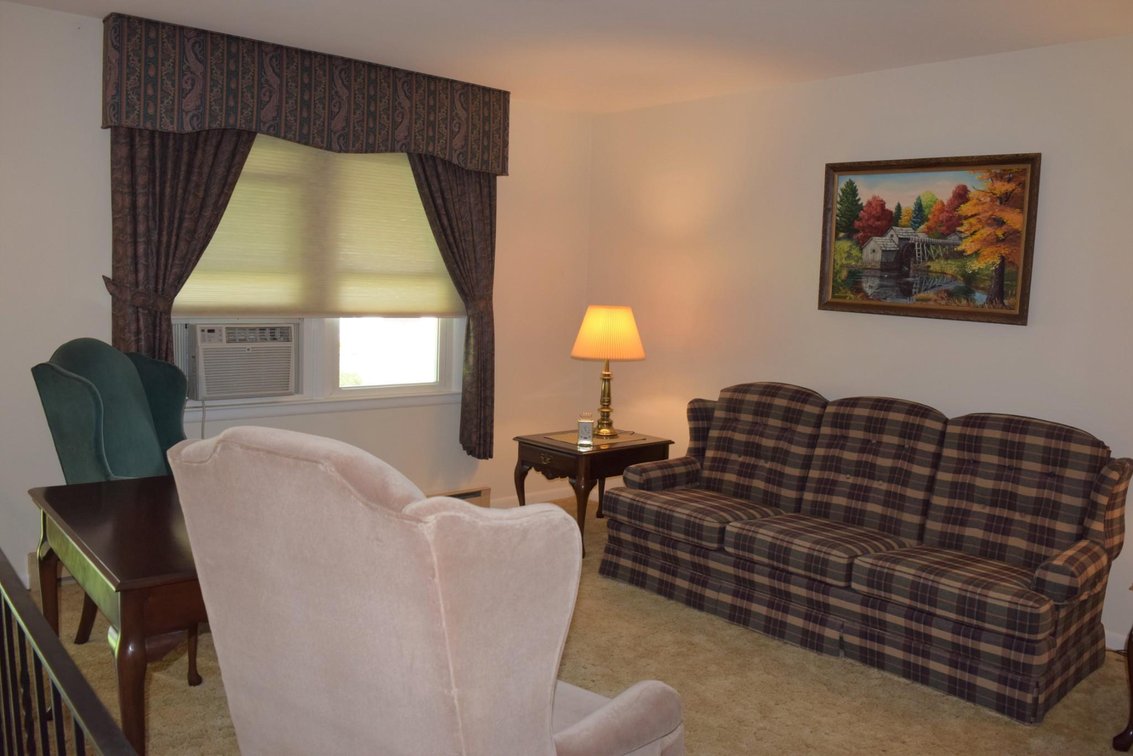 Image for Real Estate | 5 White Oak Lane, Sellersville, PA 18960 | July 15, 2020 at 6:00 PM