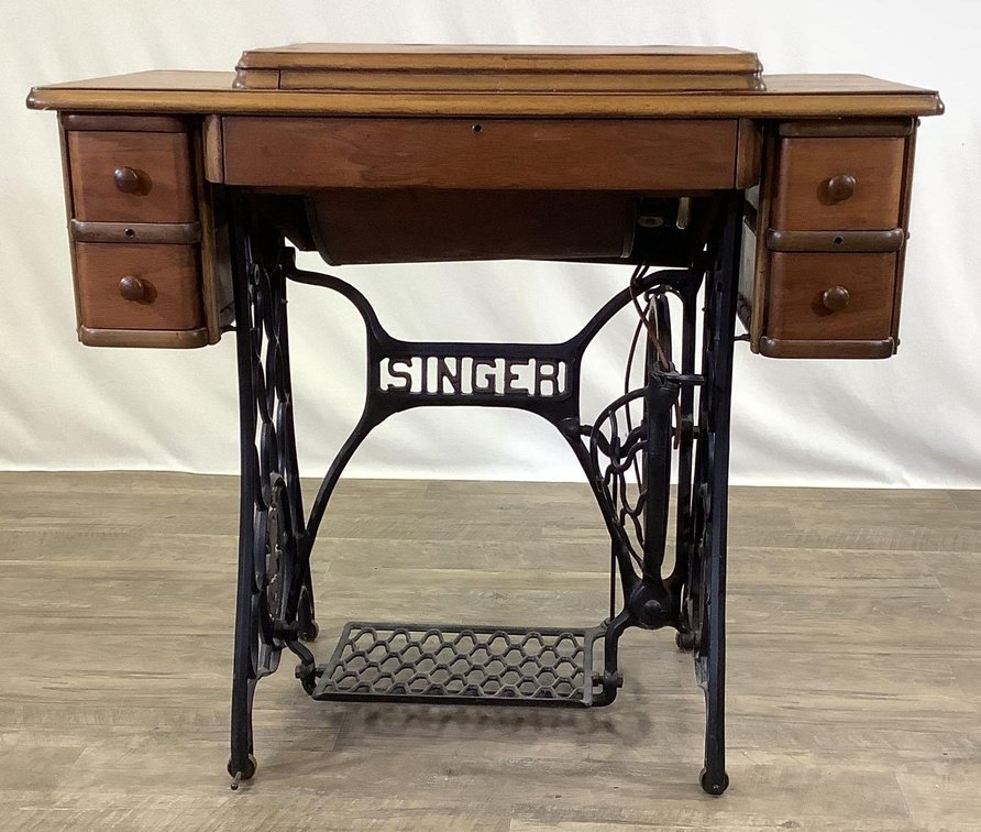 Singer Sewing Machine & Cabinet