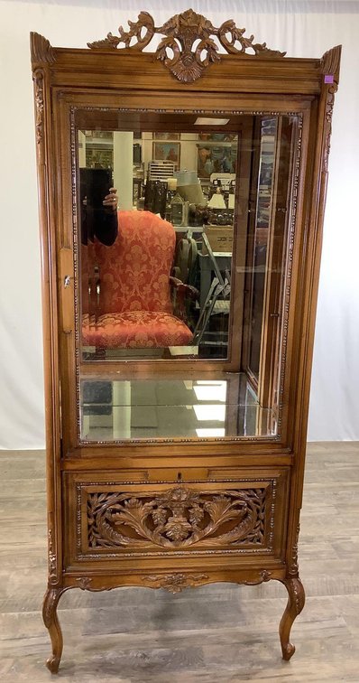 Display Cabinet