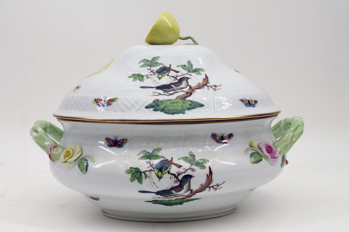 Herend Rothschild Bird Tureen with Lemon