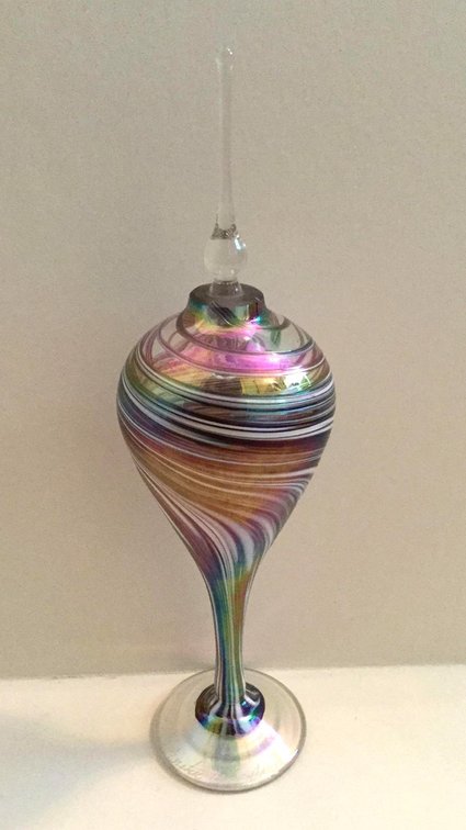 Image for Alderfer Online - Warrington, PA: 5-19-19 | Featuring Contemporary & Traditional Furnishings, Decorative Accessories, Lladro Figurines, Collection of Art Glass Perfume Bottles; Artwork & Mirrors, Armani Lamps, China, Crystal & Much More