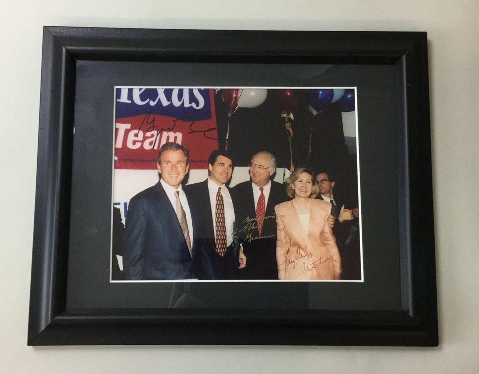 George Bush Jr signature