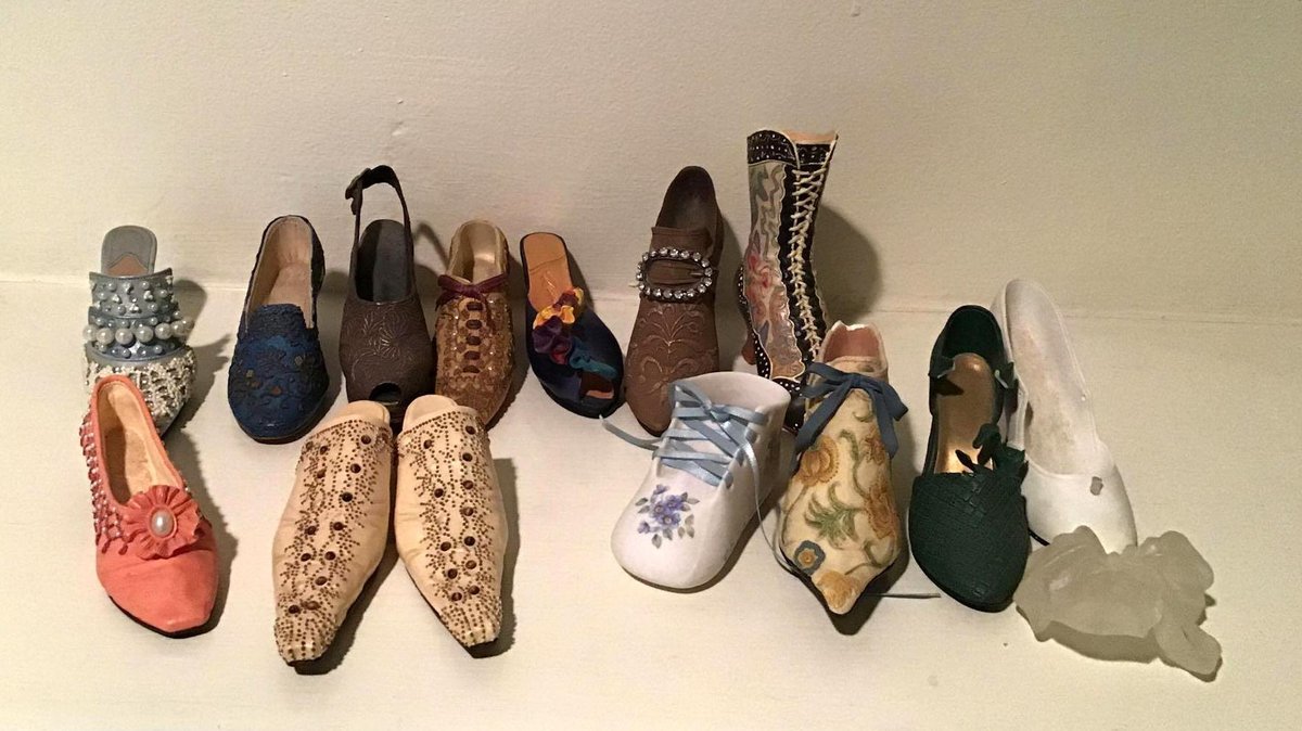 Miniature Shoes 