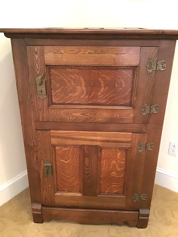 Image for Alderfer Online - Plymouth Meeting, PA: 8-5-19 | Featuring Leather & Suede Furniture, Oriental Rugs, Artwork, Decorative Accessories, Electronics, Linens, Thule Car Rack, Weber Grill, Patio Furniture, Lawn & Garden Supplies & Equipment & Much More