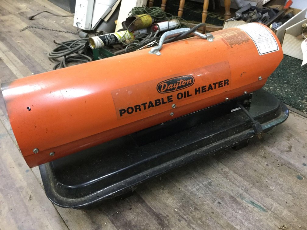 Dayton Portable Oil Heater 