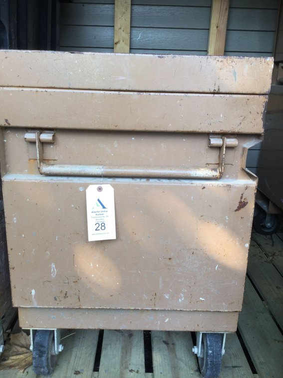KNAACK Metal Job Box