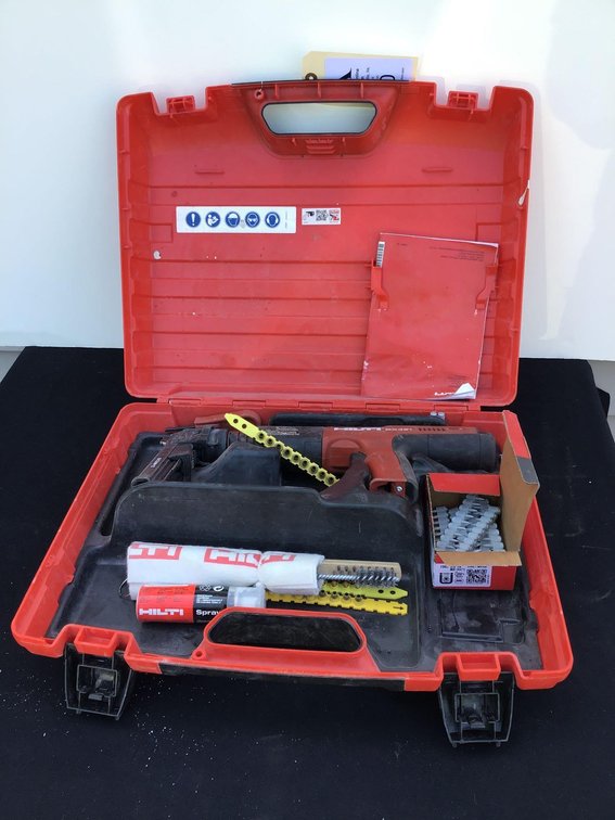 Hilti DX351 Powder Actuated Nailer