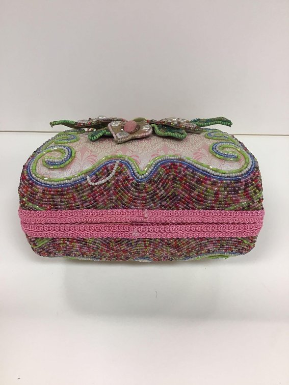 Image for Alderfer Online - Designer Handbags & Jewelry Auction: 8-12-19