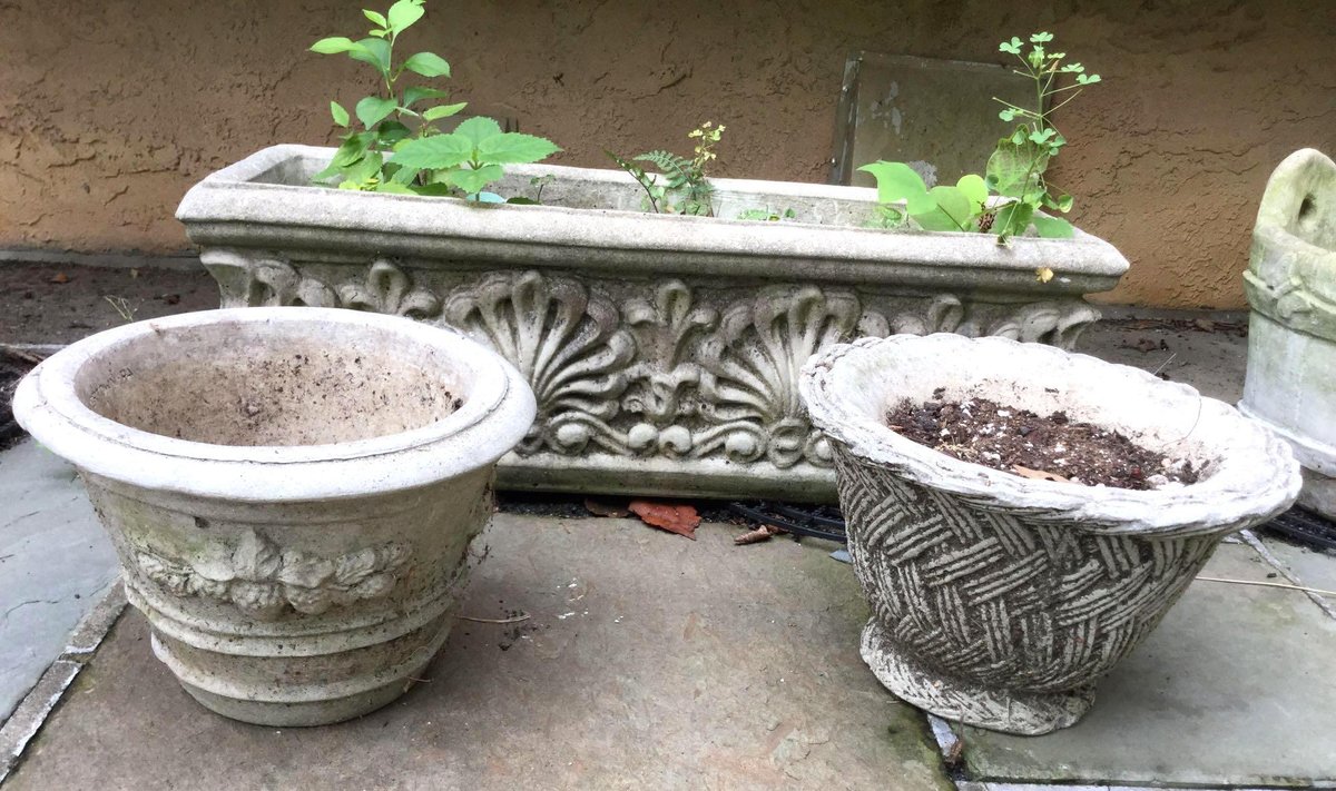 Image for Alderfer Online - Chestnut Hill, PA Part 2: 8-26-19 | Featuring Leica & Other Cameras, Sculpture, Artwork, Mid Century Modern Furniture, Steins, Stamps, Dolls, Sewing Machines & Accessories, Designer Handbags, Lawn & Garden Tools, Statuary & More