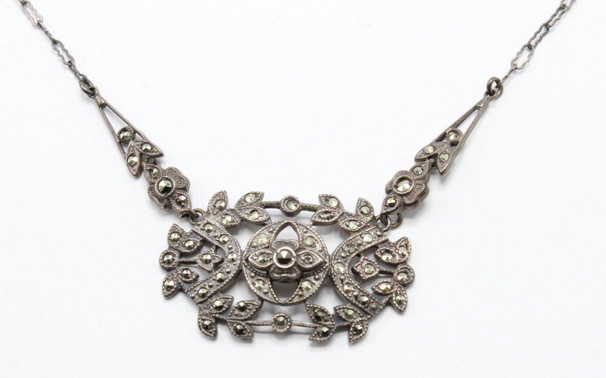 Image for Jewelry | January 29, 2020 at 8:00 PM