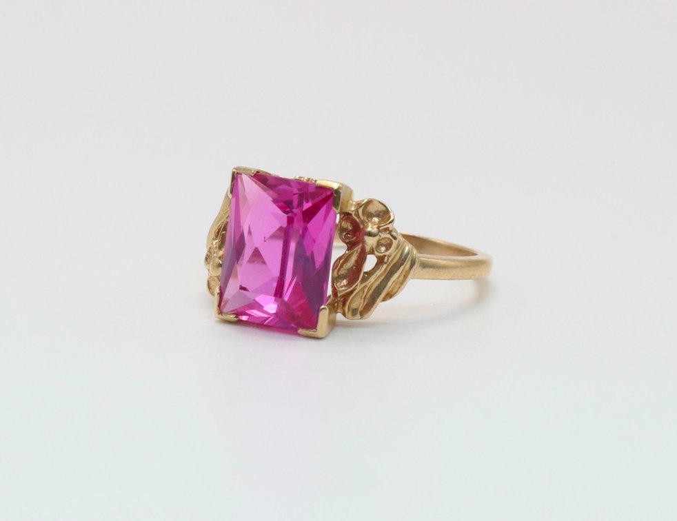10K Gold and Ruby Ring 