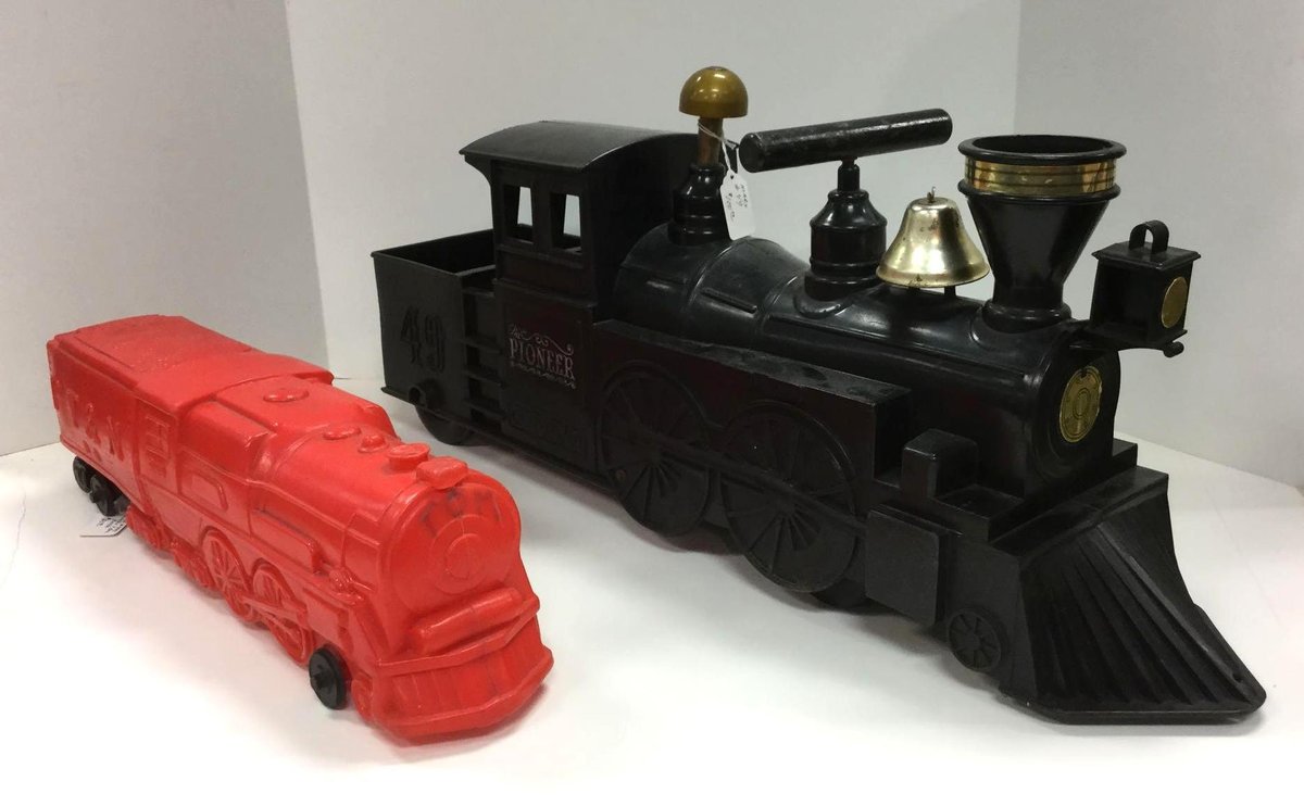 Image for Trains & Accessories | May 31, 2020 at 8:00 PM