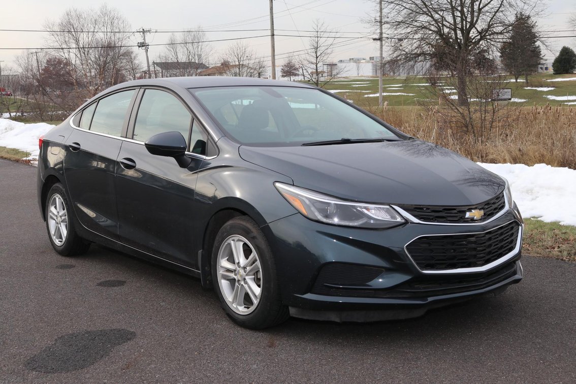 2017 Chevrolet Cruze Passenger Car, VIN # 1G1BE5SM3H7273582