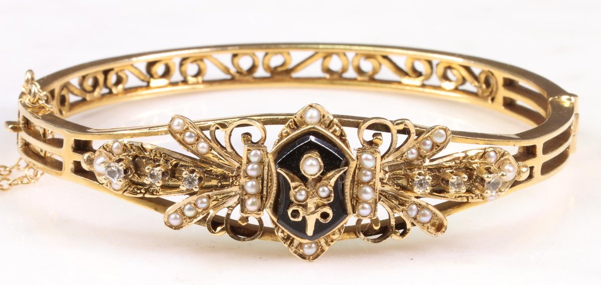 14KY Gold Diamond, Pearl, Black Onyx Bracelet